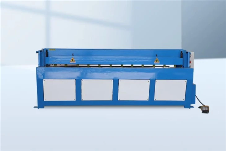 Metāla lokšņu griešanas giljotīnas instrumenti Elektriskā griešanas mašīna Ražošanas instrumenti Kanālu izgatavošanas mašīna